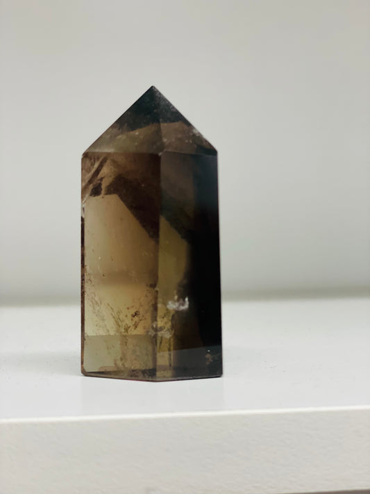 Smoky quartz point