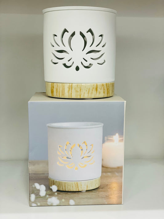 Lotus oil burner