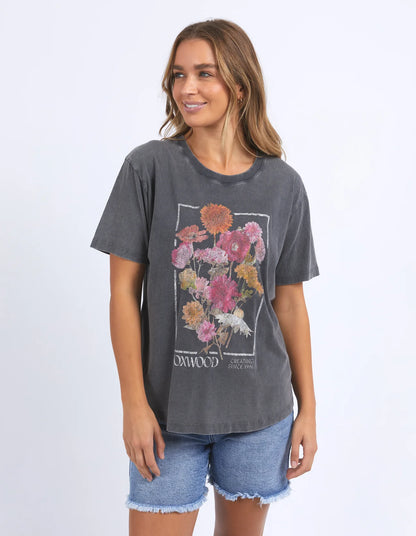 In Bloom Tee Washed Black