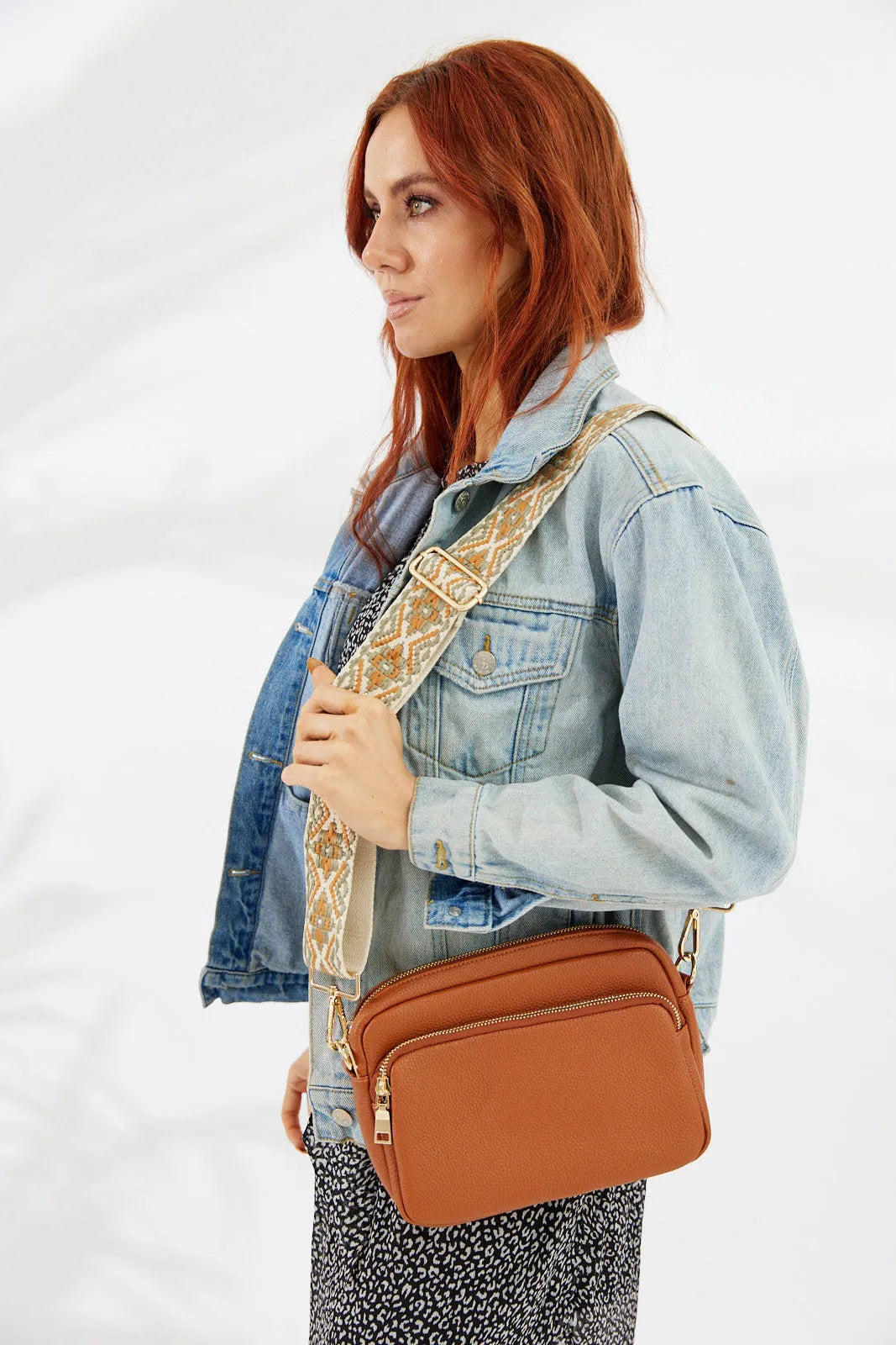 VEGAN PU LEATHER CALIFORNIA CROSSBODY - TAN bag