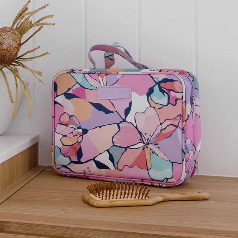 Large hanging toiletry bag-willow