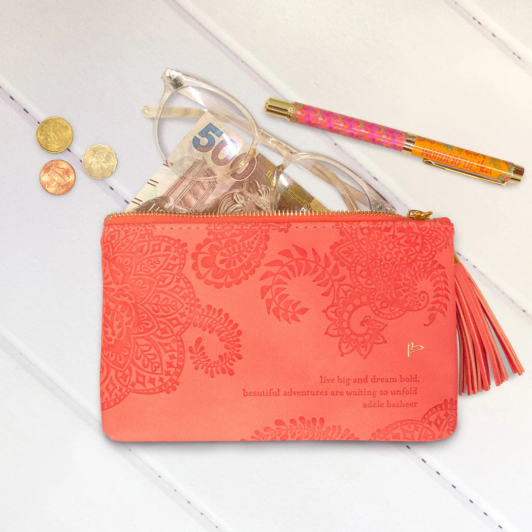 Dream bold essentials purse